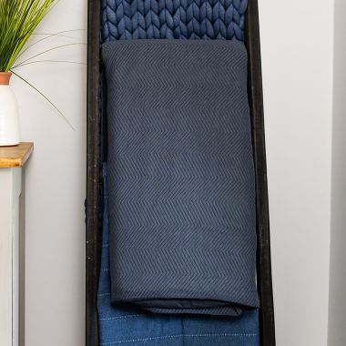 Therapedic&reg; 12 lb. Jersey Knit Weighted Blanket in Navy. View a larger version of this product image.