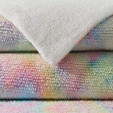 UGG&reg; Kelly Tie-Dye 3-Piece Full/Queen Comforter Set in Rainbow. View a larger version of this product image.