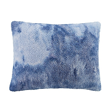 UGG&reg; Kelly Tie-Dye 3-Piece King Comforter Set in Denim. View a larger version of this product image.