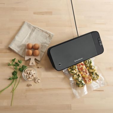 FoodSaver&reg; VS2130 Vacuum Sealing System in Black. View a larger version of this product image.