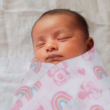 Disney Baby&reg; 3-Piece Minnie Mouse Swaddle Set with Rattle in Pink. View a larger version of this product image.