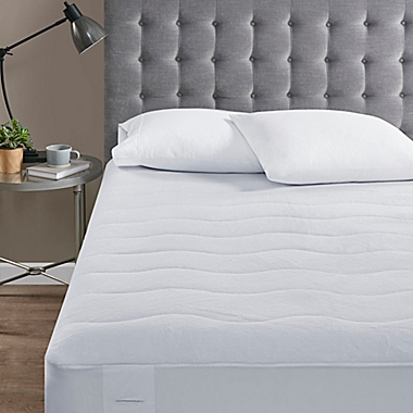 Serta&reg; Plush Heated King Mattress Pad in White. View a larger version of this product image.