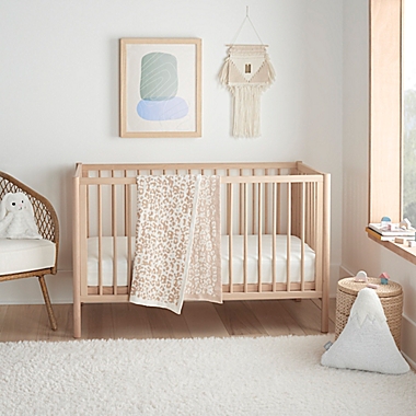 UGG&reg; Damietta Fitted Crib Sheet in Snow. View a larger version of this product image.