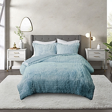 CosmoLiving Cleo 3-Piece Ombre Shaggy Fur Full/Queen Comforter Set in Teal. View a larger version of this product image.