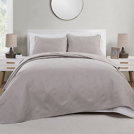 Alternate image 1 for VCNY Home Hexa Geometric 3-Piece King Quilt Set in Taupe
