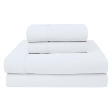 Studio 3B&trade; Solid 825-Thread-Count Queen Sheet Set in White. View a larger version of this product image.