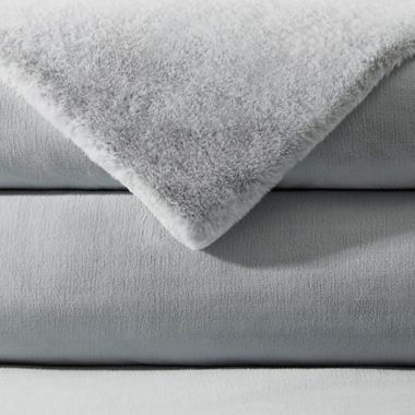 UGG&reg; Coco Dawson 3-Piece Full/Queen Comforter Set in Glacier Grey. View a larger version of this product image.