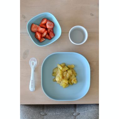 BEABA&reg; 4-Piece Silicone Suction Meal Set in Rain. View a larger version of this product image.