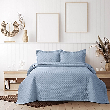 Tribeca Living Brisbane Oversized 3-Piece Queen Quilt Set in Oxford Blue. View a larger version of this product image.