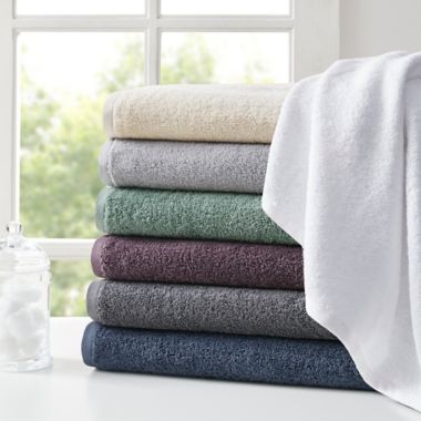 Clean Spaces Aure 100% Cotton Solid 6-Piece Towel Set. View a larger version of this product image.