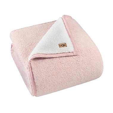 UGG&reg; Melange Classic Sherpa Throw Blanket in Rosewater. View a larger version of this product image.