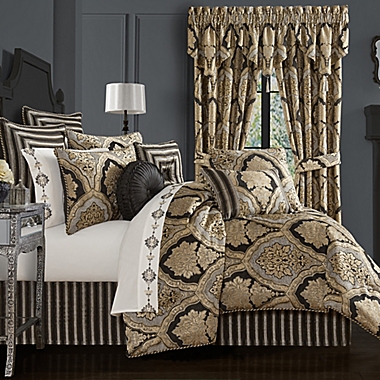 J. Queen New York Melina 4-Piece King Comforter Set in Black. View a larger version of this product image.