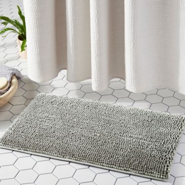 Nestwell&reg; Ultimate Luxury Memory Foam Solid 21&rdquo; x 34&rdquo; Bath Rug in Sharkskin. View a larger version of this product image.