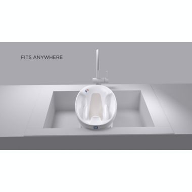 ForeverWarm Warming Baby Bathtub Bather in White. View a larger version of this product image.