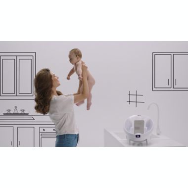 ForeverWarm Warming Baby Bathtub Bather in White. View a larger version of this product image.