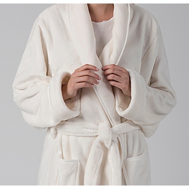 Nestwell&trade; Small/Medium Unisex Plush Robe in Egret. View a larger version of this product image.