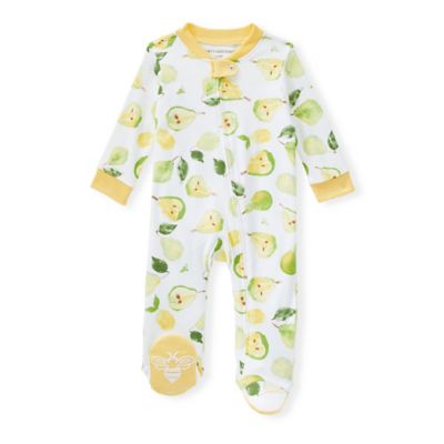 Burt&#39;s Bees Baby&reg; Perfect Pear Loose Fit Organic Cotton Sleep &amp; Play Footie in White