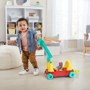 VTech&reg; 4-in-1 Learning Letters Train&trade;. View a larger version of this product image.
