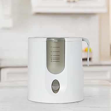 Munchkin&reg; FAST&trade; Electric Bottle Warmer in White. View a larger version of this product image.