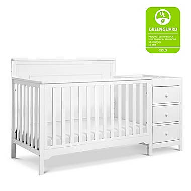 carter&#39;s&reg; by Davinci Dakota 4-in-1 Crib and Changer Combo in White. View a larger version of this product image.