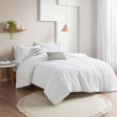 Urban Habitat Hayden Plush Clip Jacquard 5-Piece Full/Queen Duvet Cover Set  in White | Bed Bath & Beyond