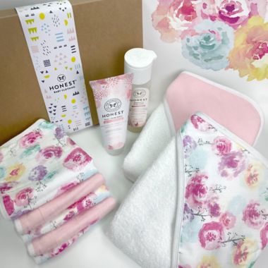 The Honest Company&reg; 9-Piece Floral Bubbles &amp; Cuddles Bath Gift Set in Pink/White. View a larger version of this product image.