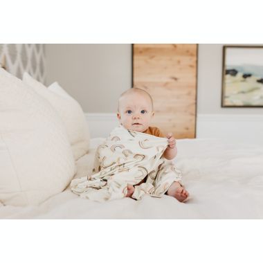 Copper Pearl&trade; Kona Knit Baby Blanket in Red. View a larger version of this product image.