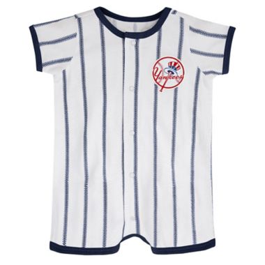 MLB Size 24M New York Yankees Power Hitter Short Sleeve Coverall. View a larger version of this product image.