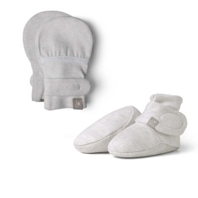 goumi 2-Piece Organic Cotton Mitts and Booties Set in Green