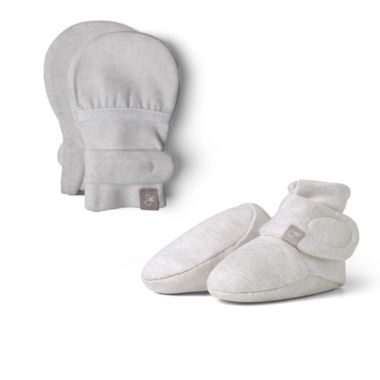 goumi Size 0-3M 2-Piece Organic Cotton Mitts and Booties Set in Grey/Navy. View a larger version of this product image.