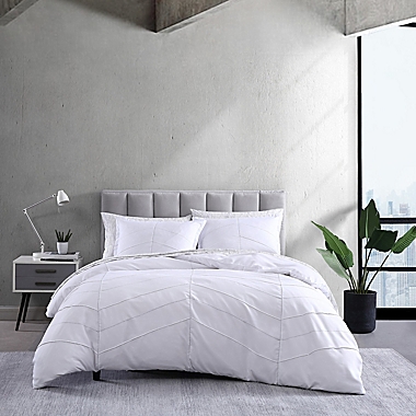City Scene Courtney 3-Piece Full/Queen Comforter Set in White. View a larger version of this product image.