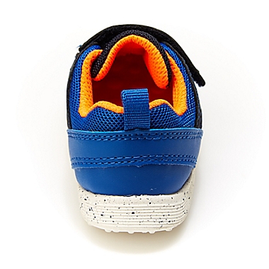 Everystep Size 4 Relay Sneaker in Navy. View a larger version of this product image.