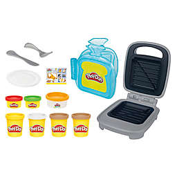 Hasbro® Play-Doh® Kitchen Creations Cheesy Sandwich Playset