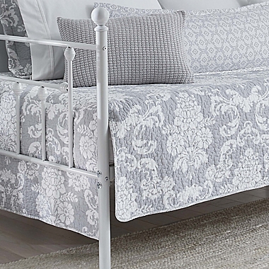 Venetia Daybed Bonus Set. View a larger version of this product image.