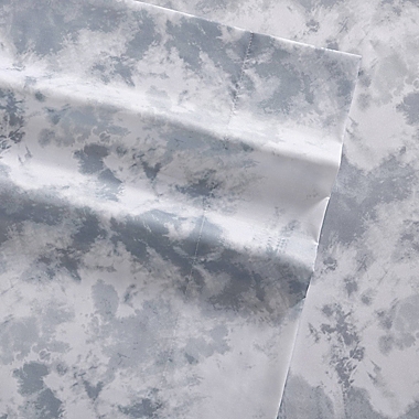 Eddie Bauer&reg; Spring Water Tie Dye Queen Sheet Set in Grey. View a larger version of this product image.