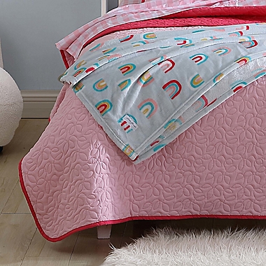 Eddie Bauer&reg; Kids Solid Garden Stitch 3-Piece Reversible Full Quilt Set in Pink. View a larger version of this product image.