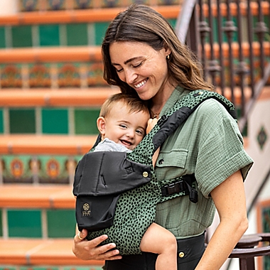 L&Iacute;LL&Eacute;baby&trade; Complete&trade; Original Baby Carrier in Succulent. View a larger version of this product image.