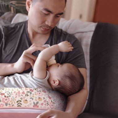 Boppy&reg; Organic Cotton Nursing Pillow Cover in Blush Garden. View a larger version of this product image.