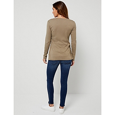 A Pea In The Pod&reg; Size 29 Skinny Ankle Length Post Pregnancy Jeans in Dark Wash. View a larger version of this product image.
