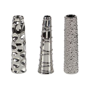 Ridge Road D&eacute;cor 3-Piece Glam Ceramic Vase Set in Silver. View a larger version of this product image.