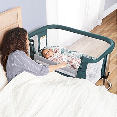 Dream On Me Daisy Bassinet/Bedside Sleeper. View a larger version of this product image.
