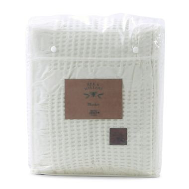 Bee &amp; Willow&trade; Washed Waffle Cotton Full/Queen Blanket in White. View a larger version of this product image.