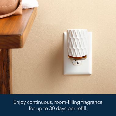 Yankee Candle&reg; Iced Berry Lemonade ScentPlug&reg; Refill. View a larger version of this product image.