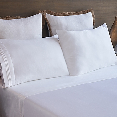 Everhome&trade; Egyptian Cotton Triple Pleat 700-Thread-Count Twin XL Flat Sheet in White. View a larger version of this product image.