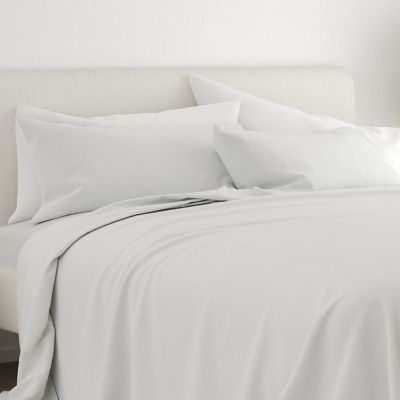 Home Collection Solid Flannel King Sheet Set in White