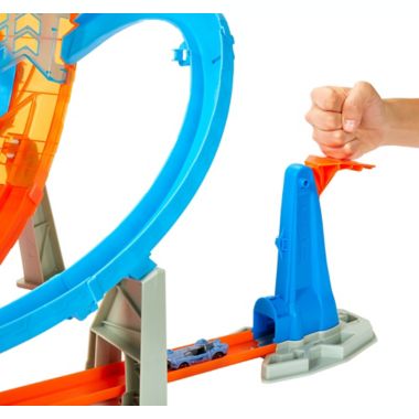 Hot Wheels&reg; Massive Loop Mayhem&trade; Track Set. View a larger version of this product image.