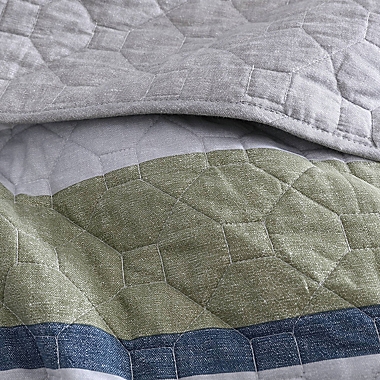 Eddie Bauer&reg; Salmon Ladder King Quilt Set in Beige. View a larger version of this product image.