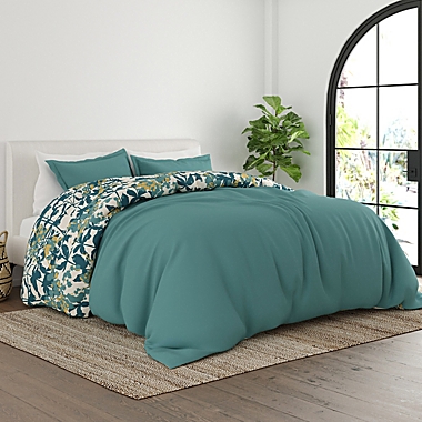 Home Collection Boho Flower 3-Piece Reversible Full/Queen Duvet Cover Set in Teal. View a larger version of this product image.