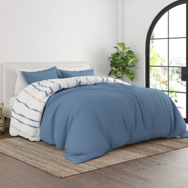 Home Collection iEnjoy Home&reg; Urban Vibe 3-Piece Reversible Duvet Cover Set. View a larger version of this product image.