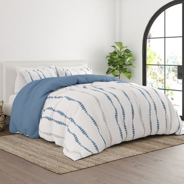 Home Collection iEnjoy Home&reg; Urban Vibe 3-Piece Reversible Duvet Cover Set. View a larger version of this product image.